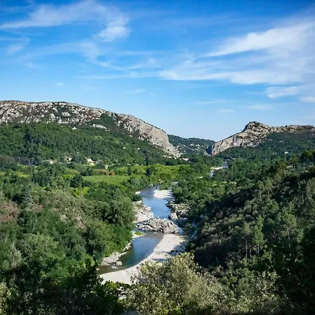 Panzió La Papeterie De Corbés