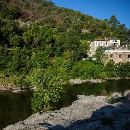 Bed and Breakfast La Papeterie De *